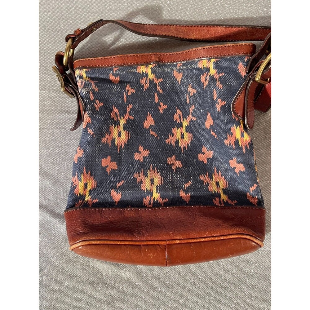 Vintage Y2K Fossil Maddox Tapestry Leather Crossbody Bag Boho Floral Key Charm - Picture 3 of 8